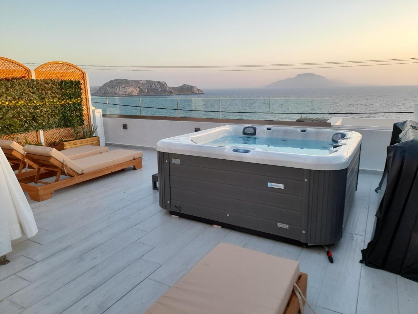 Hotel Finiki View エクステリア 写真